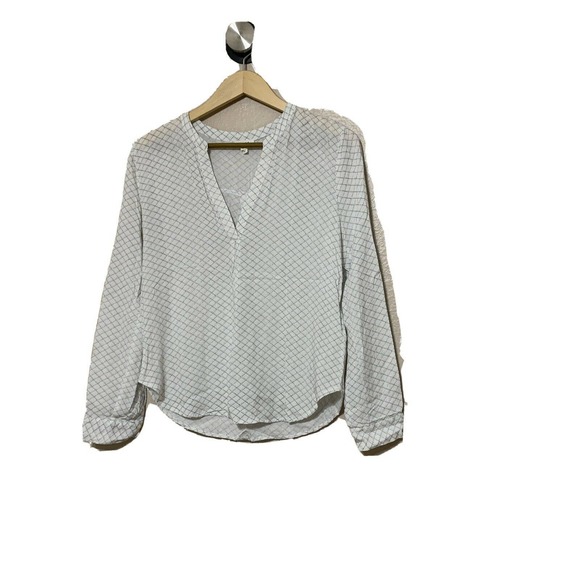 Soft Joie Diamond Pattern Blouse V Neck - Picture 1 of 9